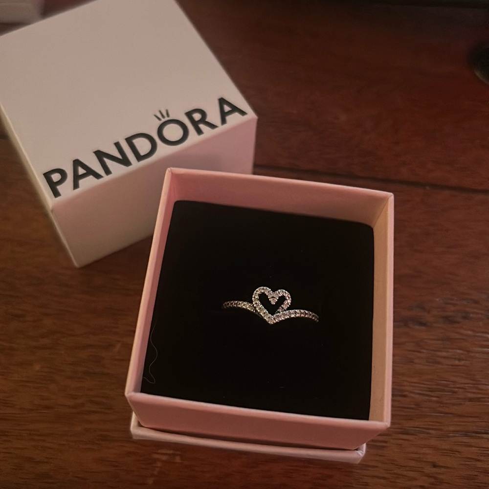 Pandora Heart Herringbone Ring Size 7
